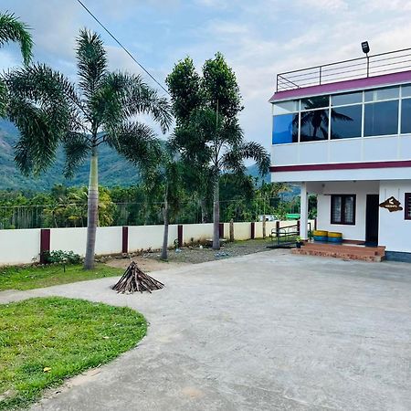 Villa Kadampil Bliss Maraiyūr Esterno foto