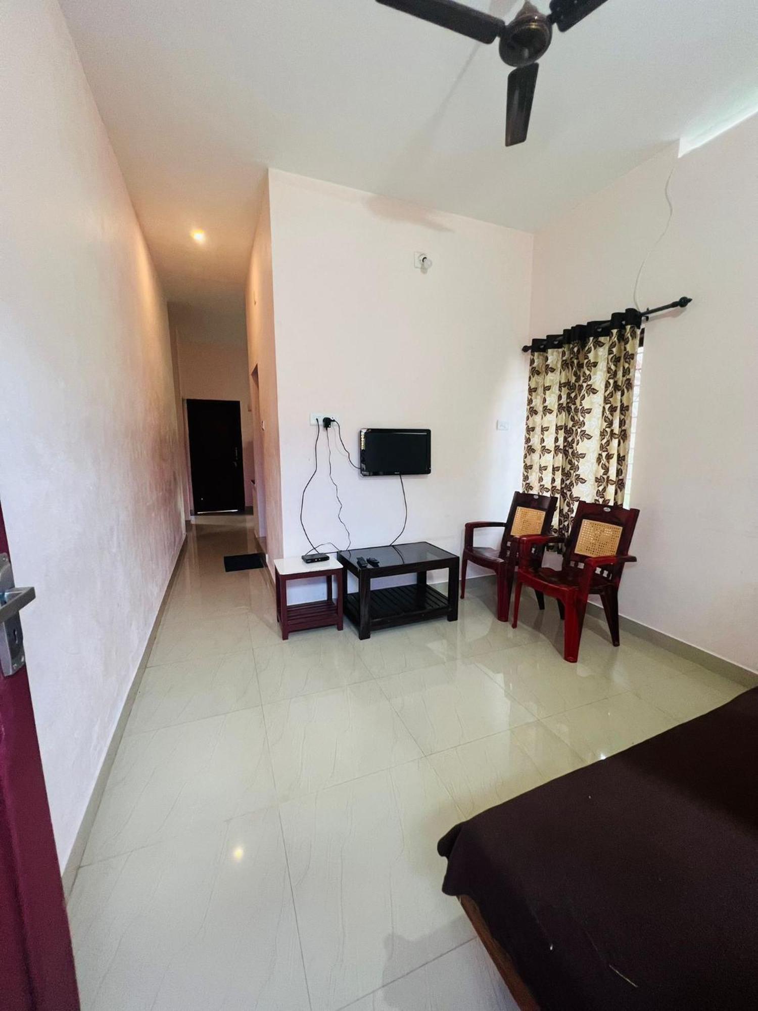 Villa Kadampil Bliss Maraiyūr Esterno foto